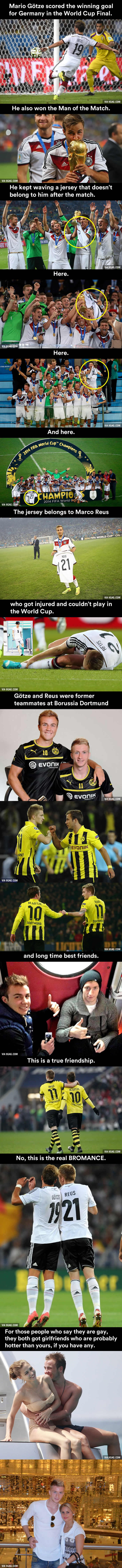 Mystery solved: Why did Mario Götze keep waving a jersey that doesn't belong to him?